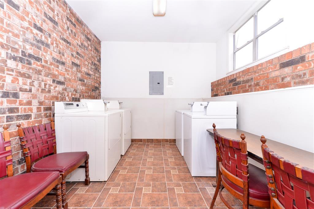 Americas Best Value Inn Schulenburg Facilities photo